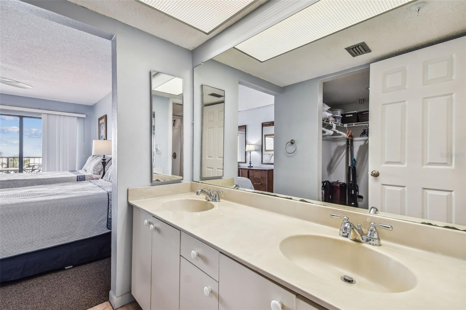 OCEAN SANDS ONE CONDO - Residential