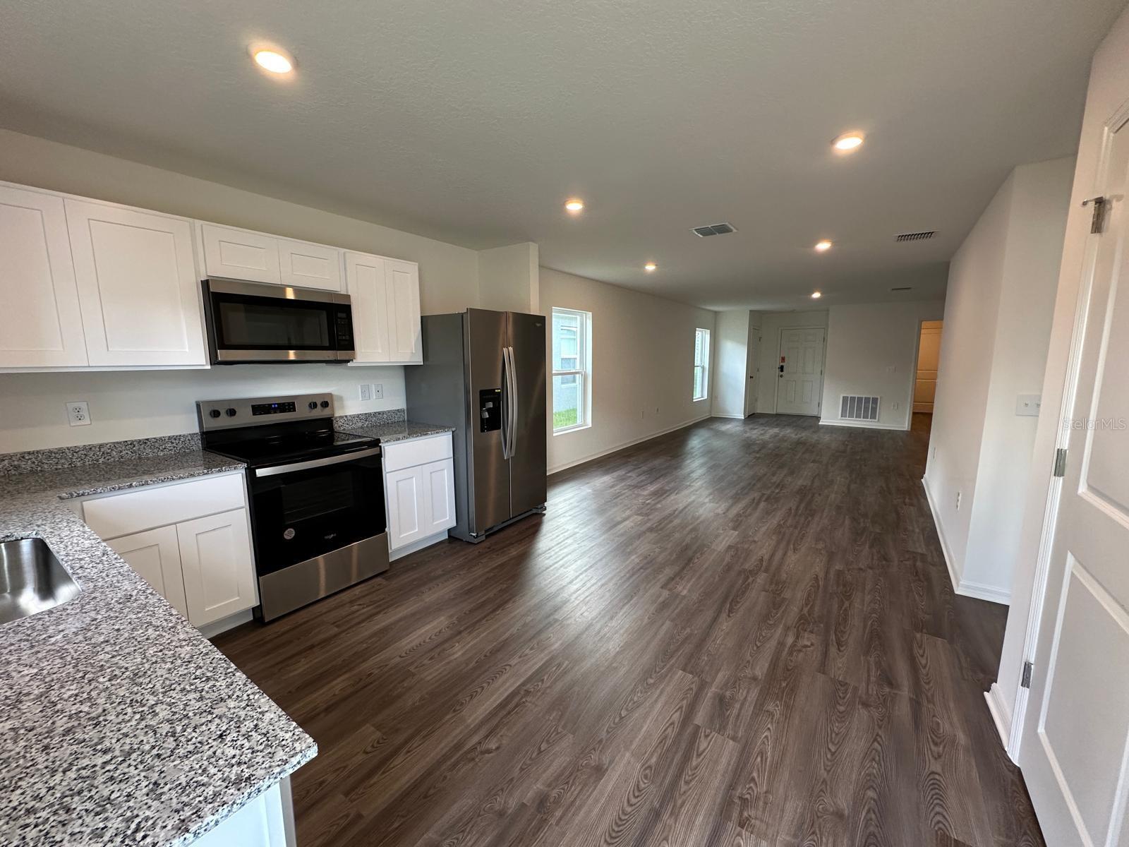 EAGLE HAMMOCK - Residential Lease