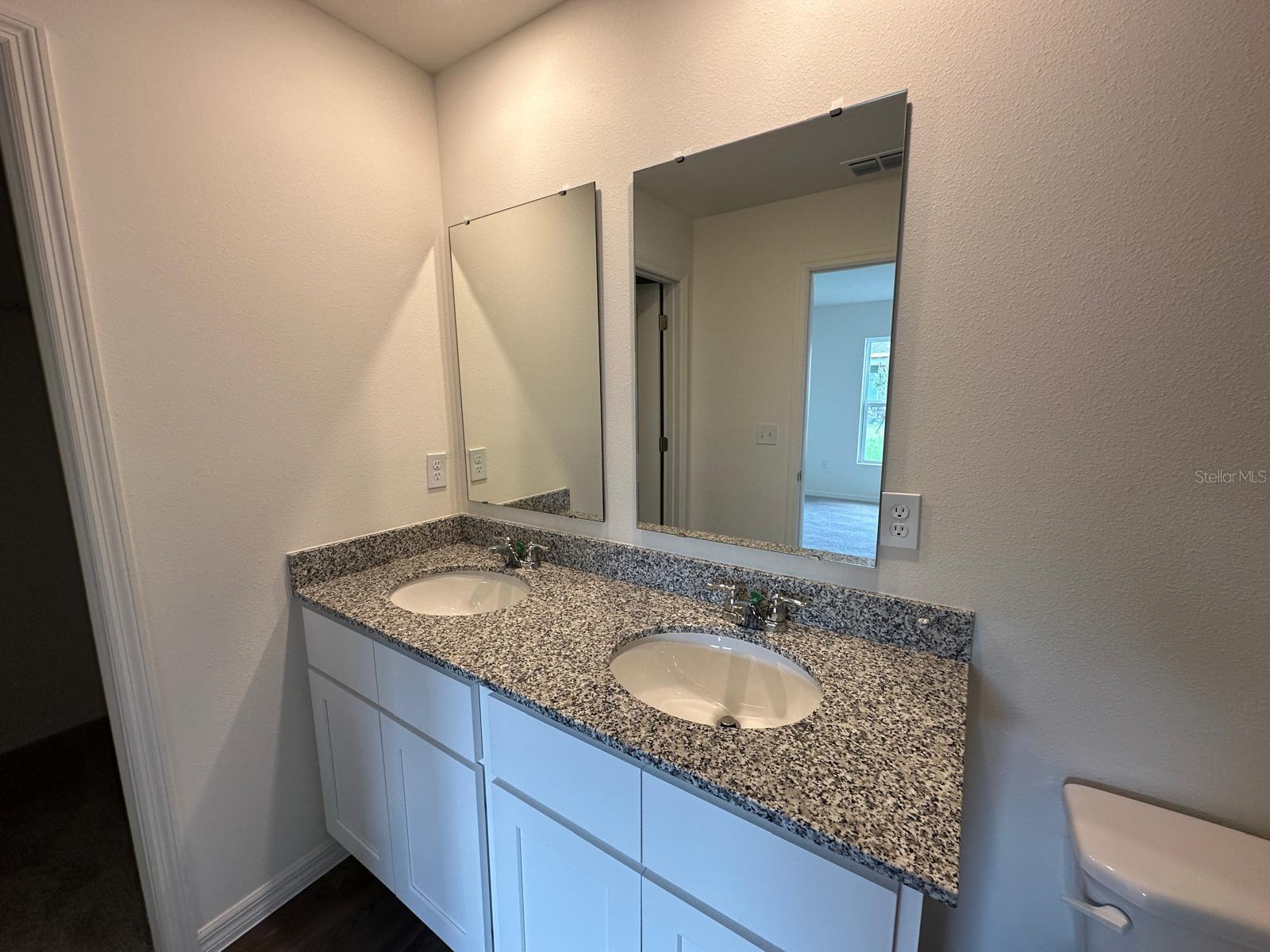 EAGLE HAMMOCK - Residential Lease