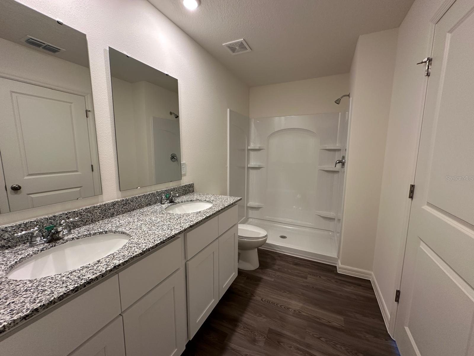 EAGLE HAMMOCK - Residential Lease