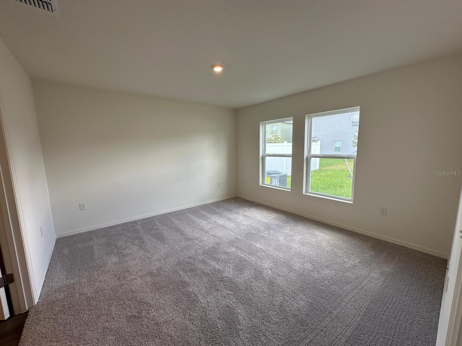 EAGLE HAMMOCK - Residential Lease