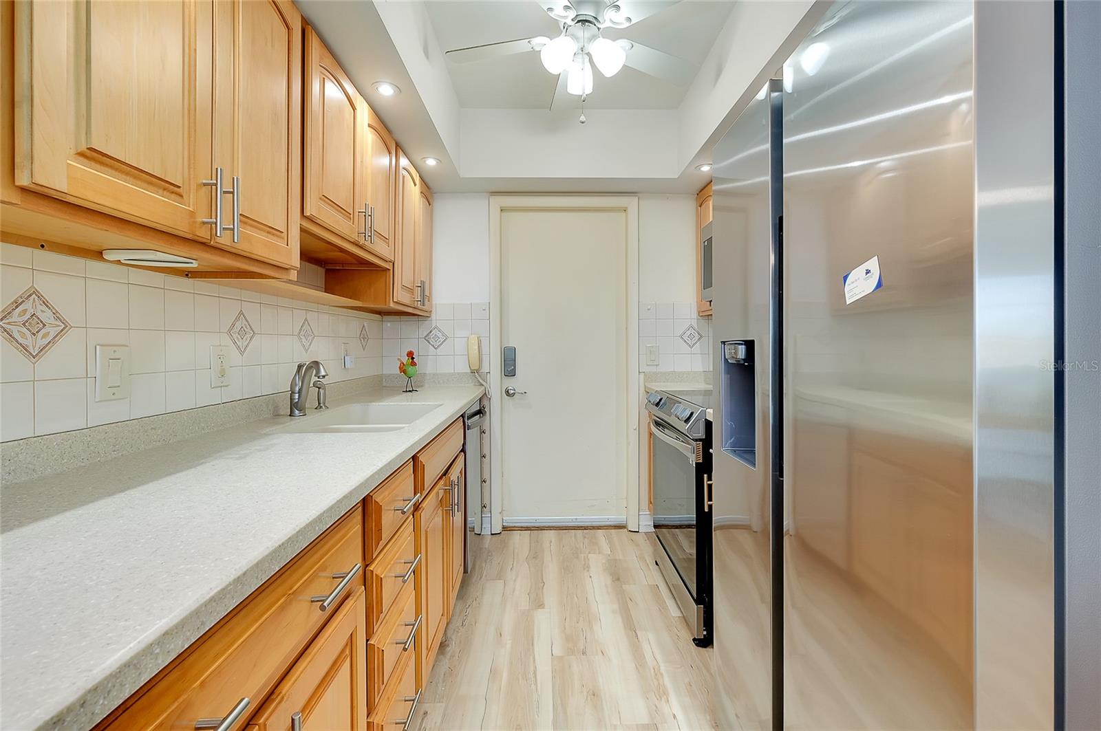 BEACH HARBOR CLUB - Residential