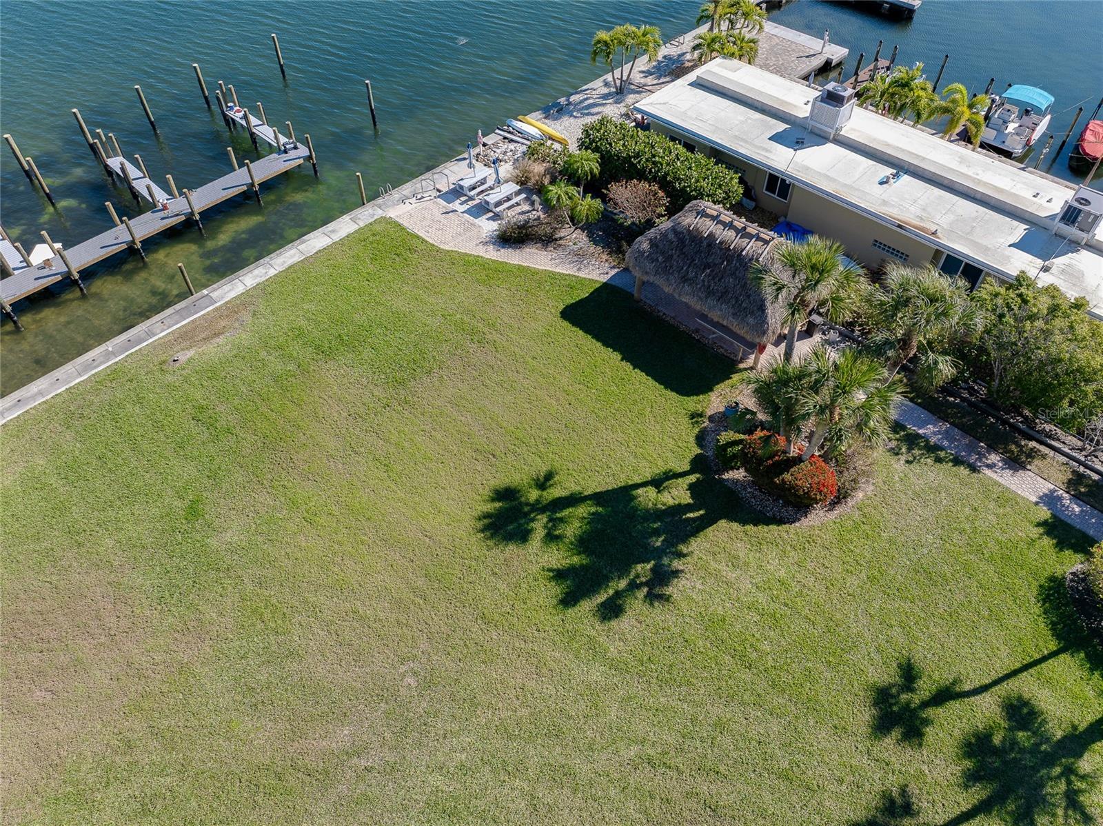 BEACH HARBOR CLUB - Residential