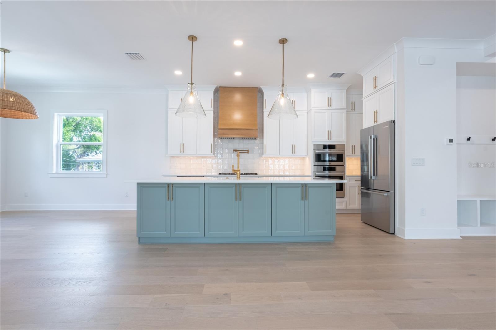 SHOREACRES CENTER - Residential