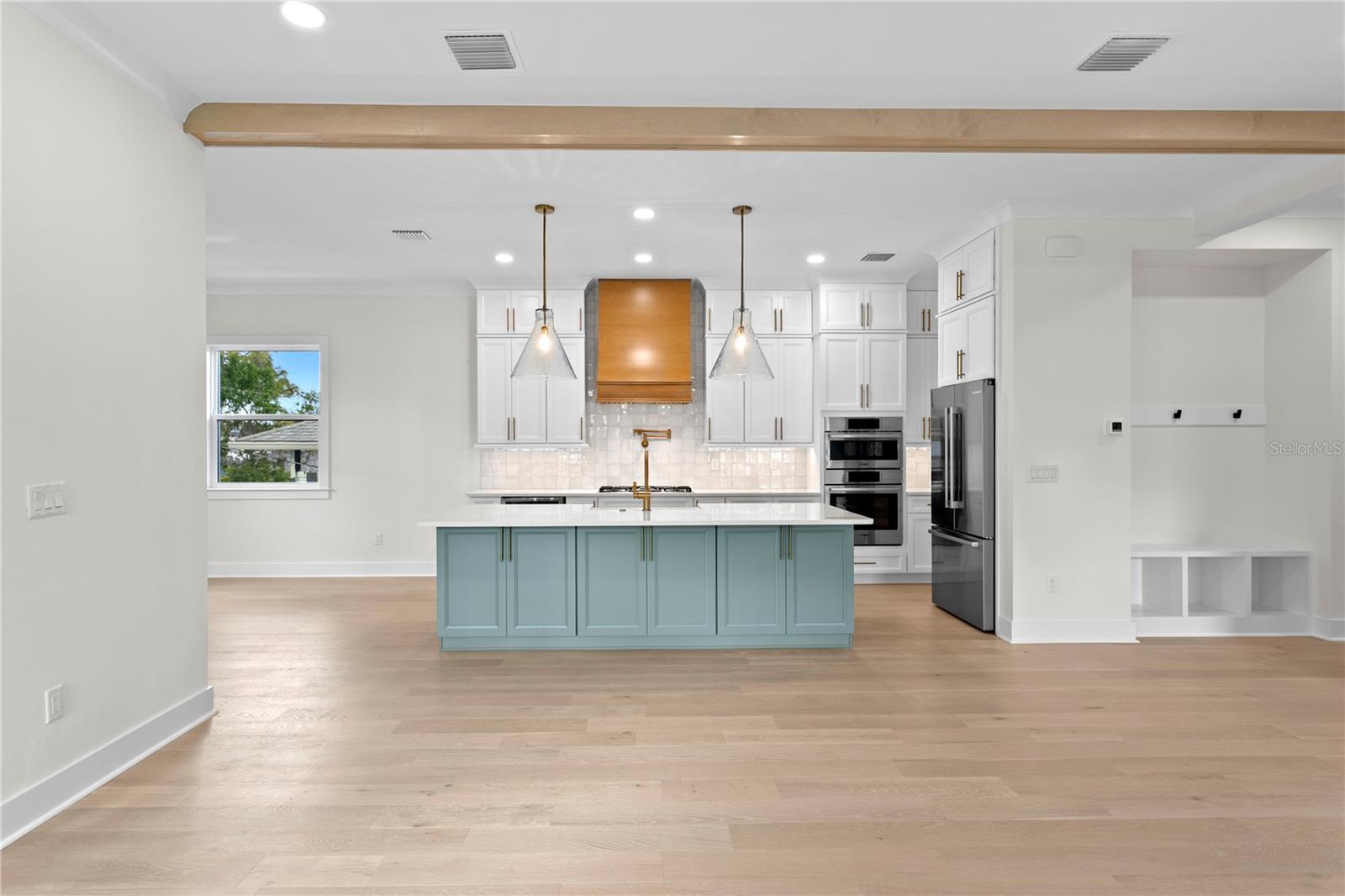 SHOREACRES CENTER - Residential