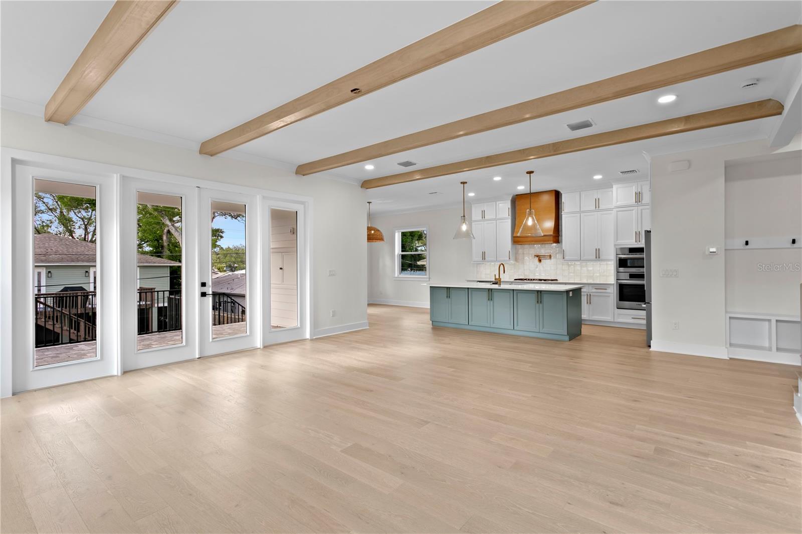 SHOREACRES CENTER - Residential