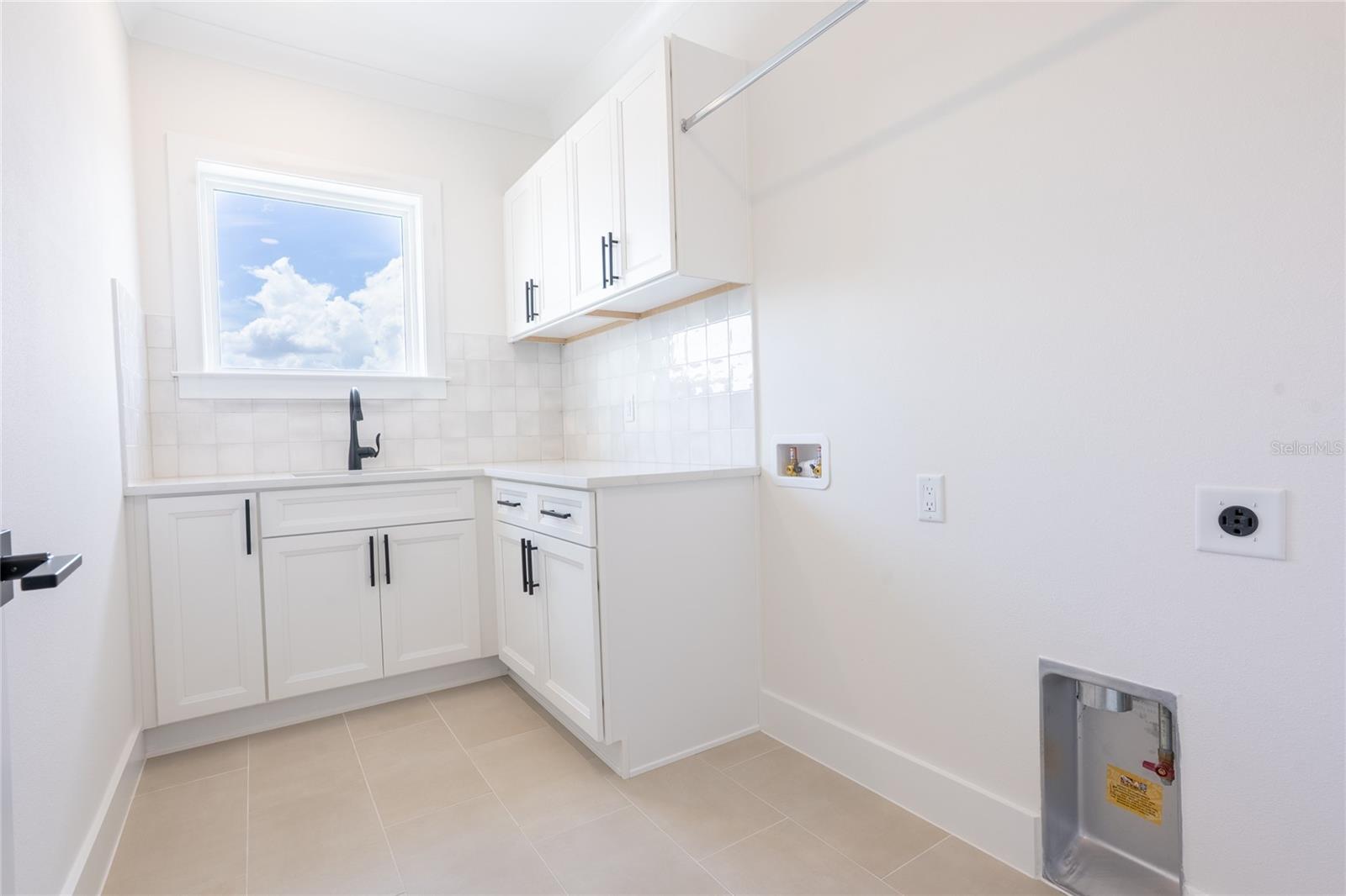 SHOREACRES CENTER - Residential