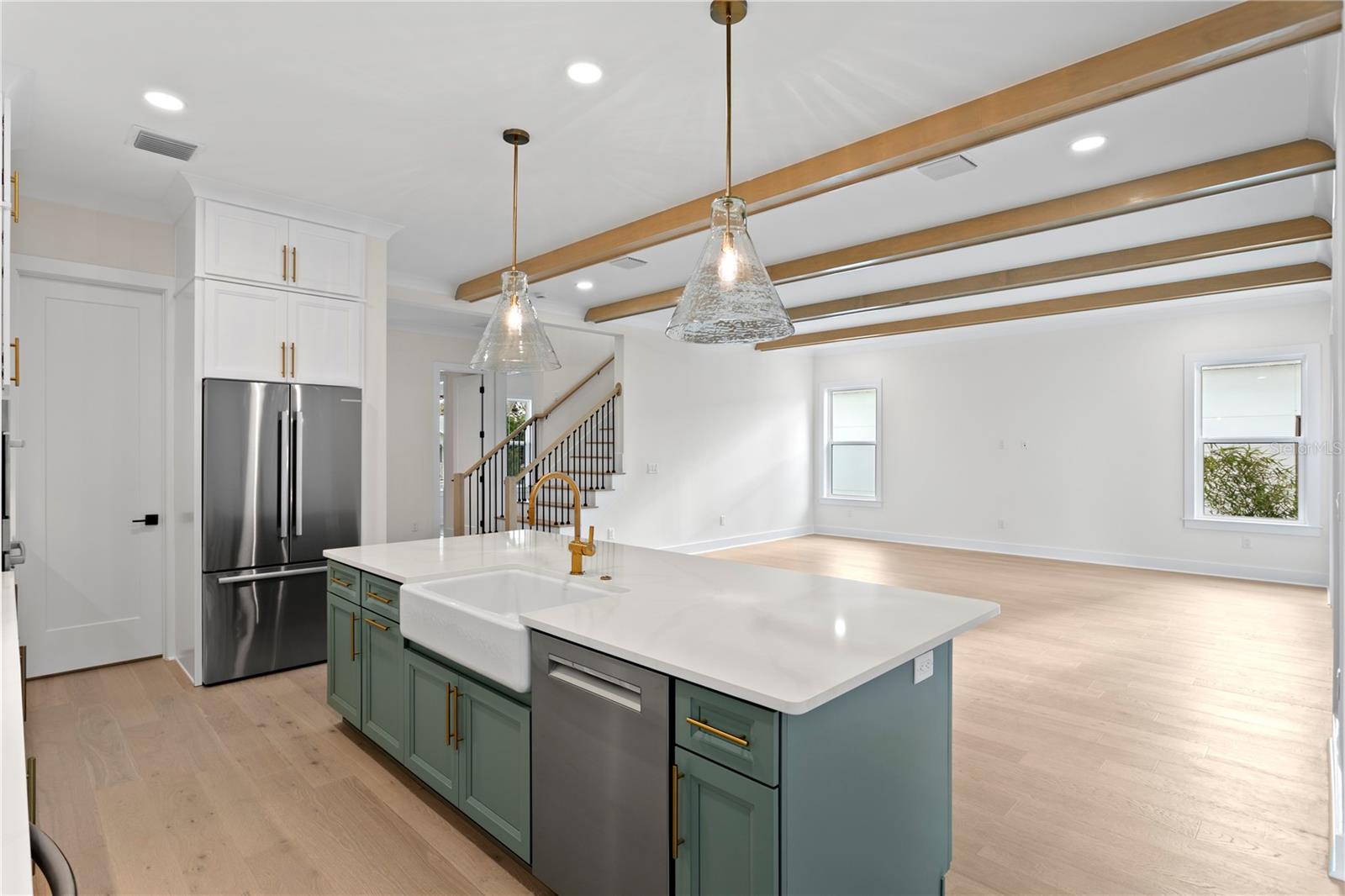 SHOREACRES CENTER - Residential