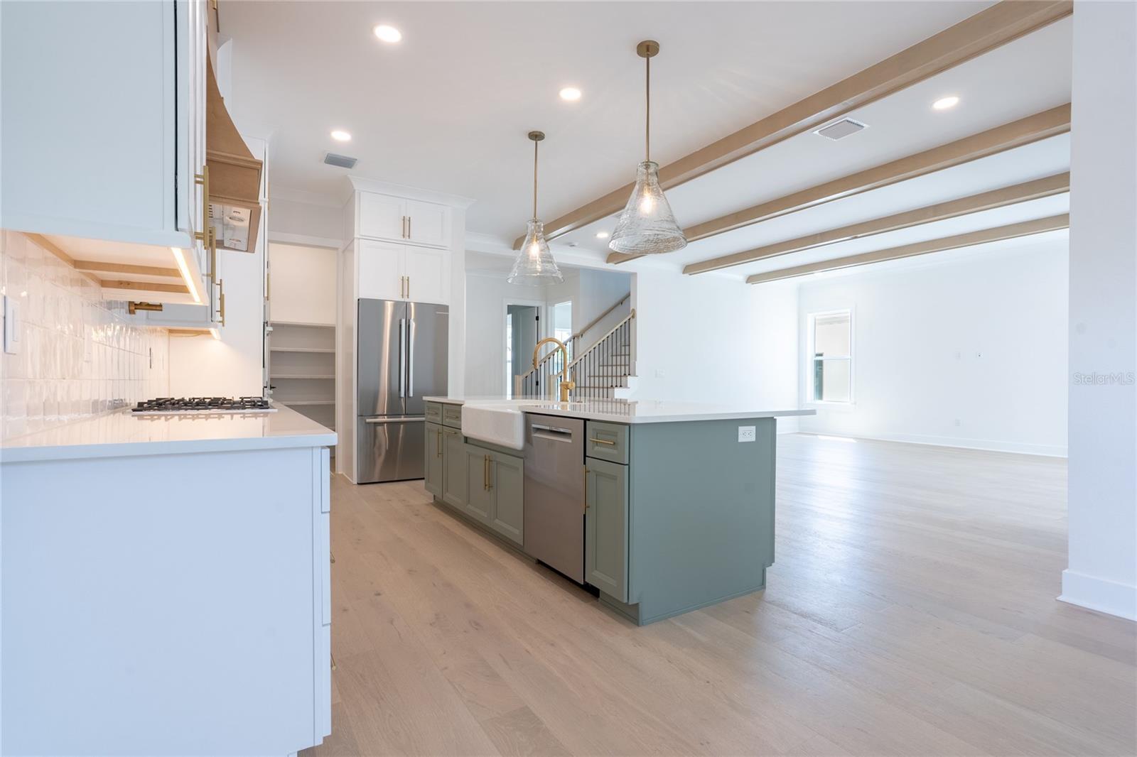 SHOREACRES CENTER - Residential