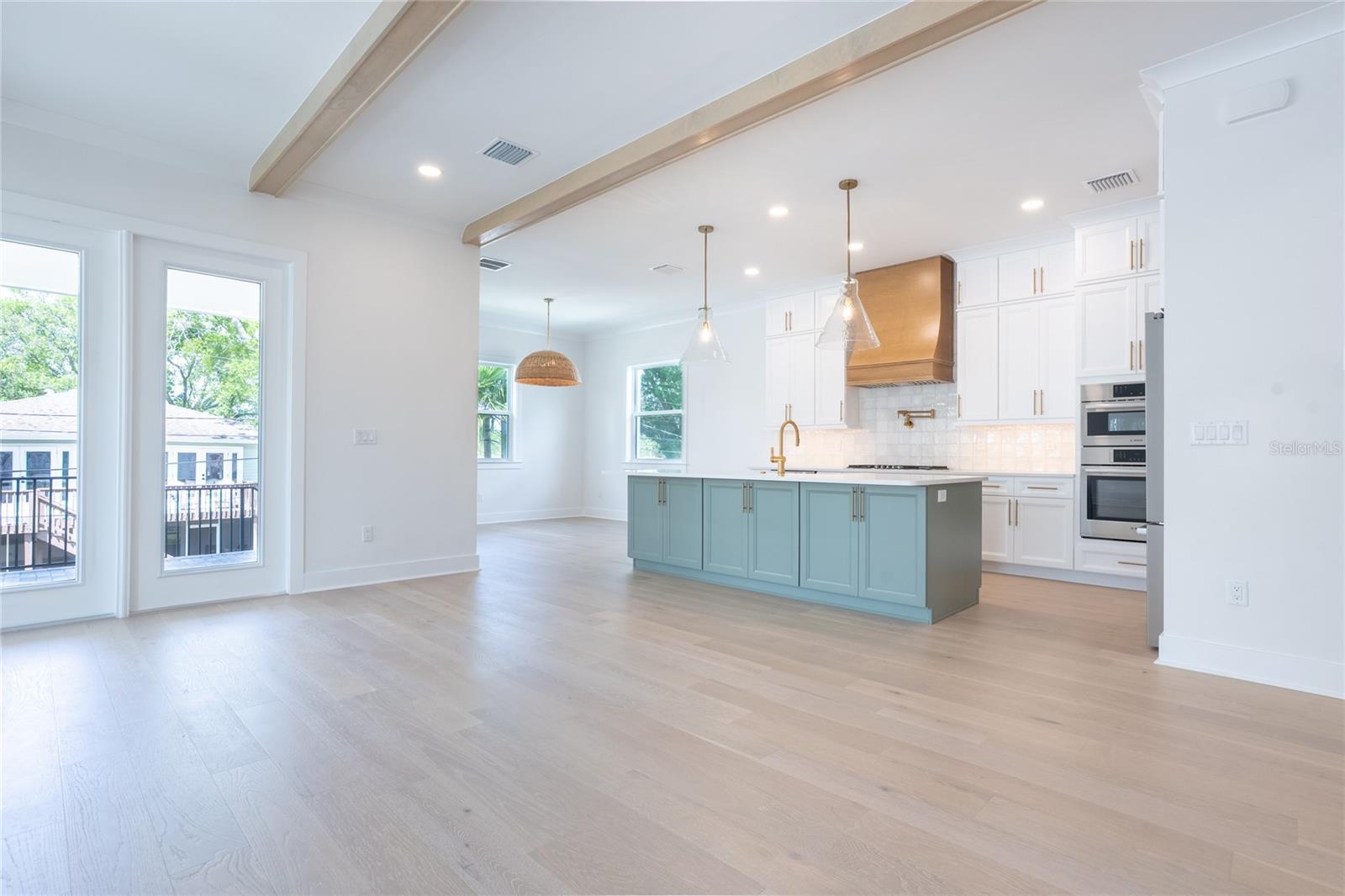 SHOREACRES CENTER - Residential