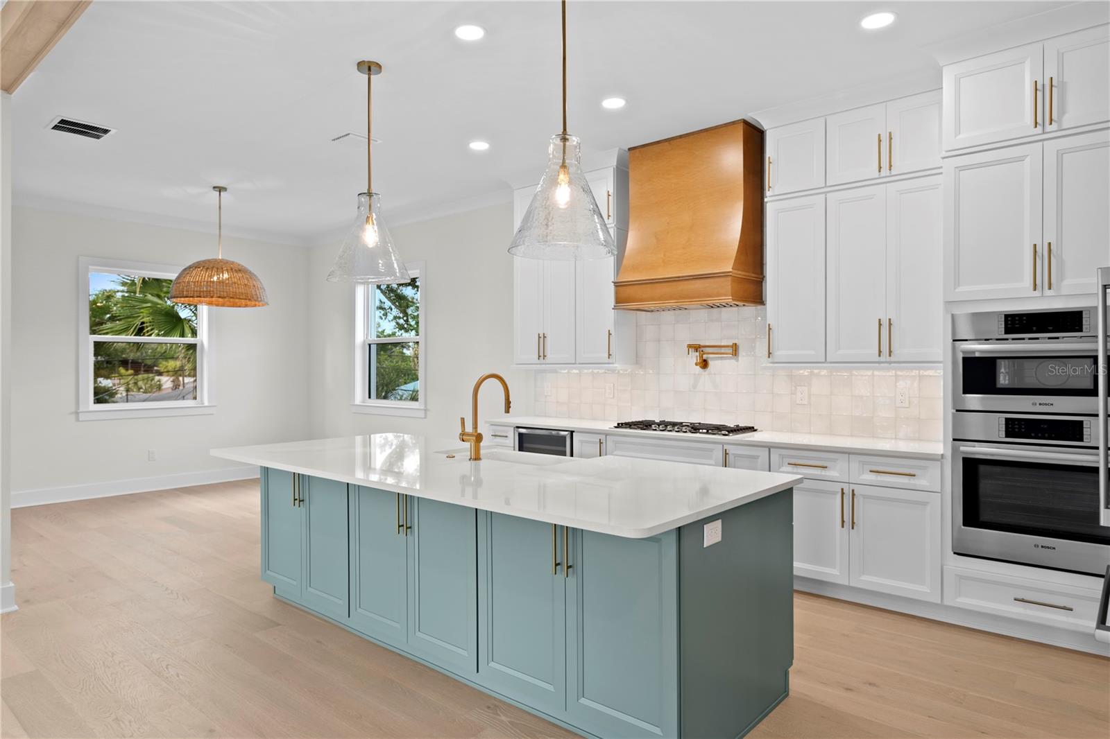 SHOREACRES CENTER - Residential