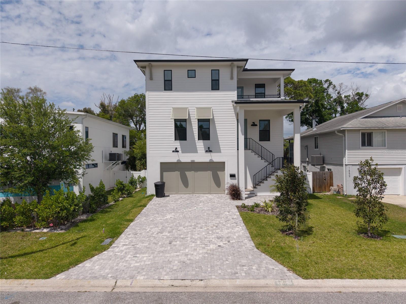 SHOREACRES CENTER - Residential