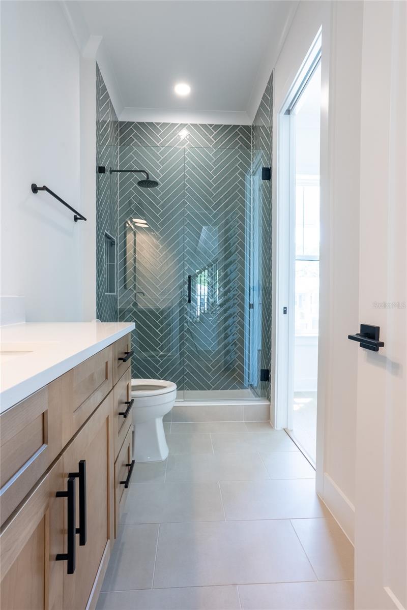 SHOREACRES CENTER - Residential