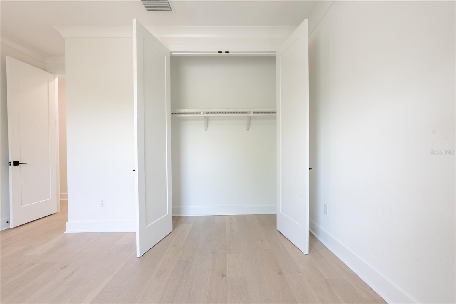 SHOREACRES CENTER - Residential