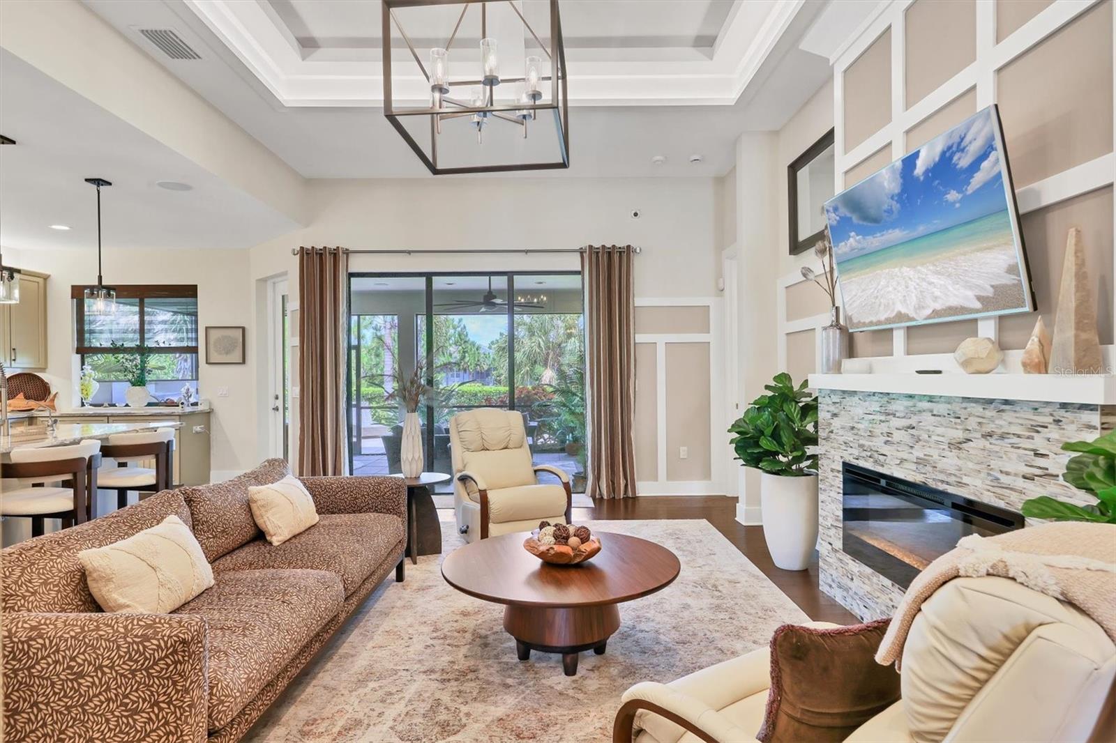 LAKEHOUSE COVE/WATERSIDE PH 1 - Residential