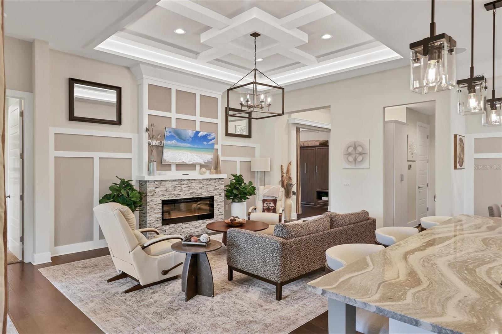 LAKEHOUSE COVE/WATERSIDE PH 1 - Residential