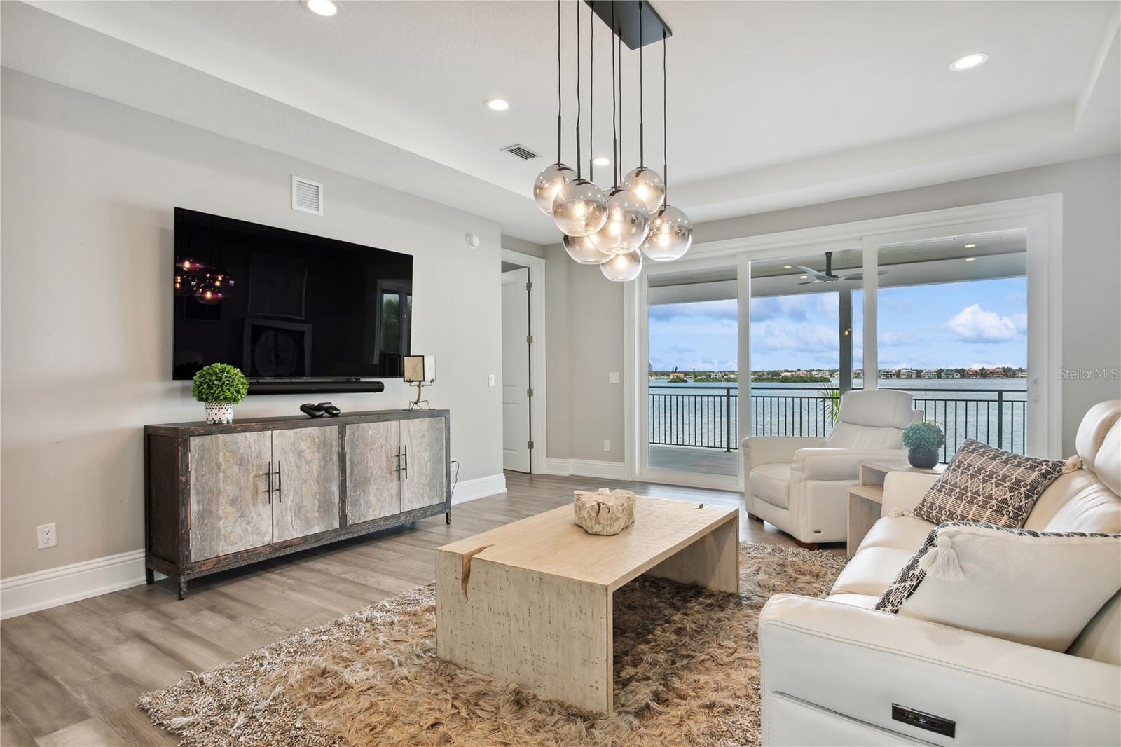 BAHIA SHORES 6TH ADD - Residential