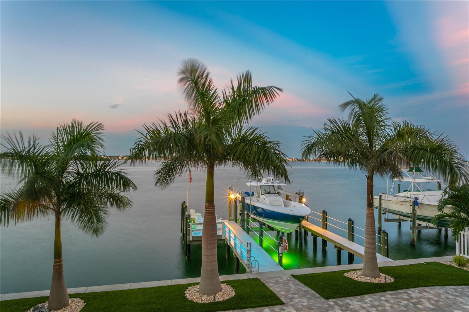 BAHIA SHORES 6TH ADD - Residential