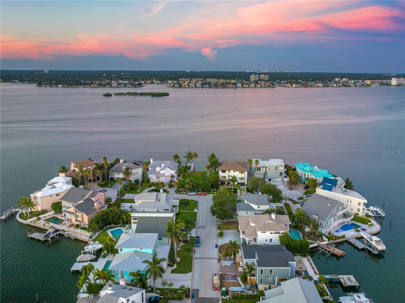 BAHIA SHORES 6TH ADD - Residential