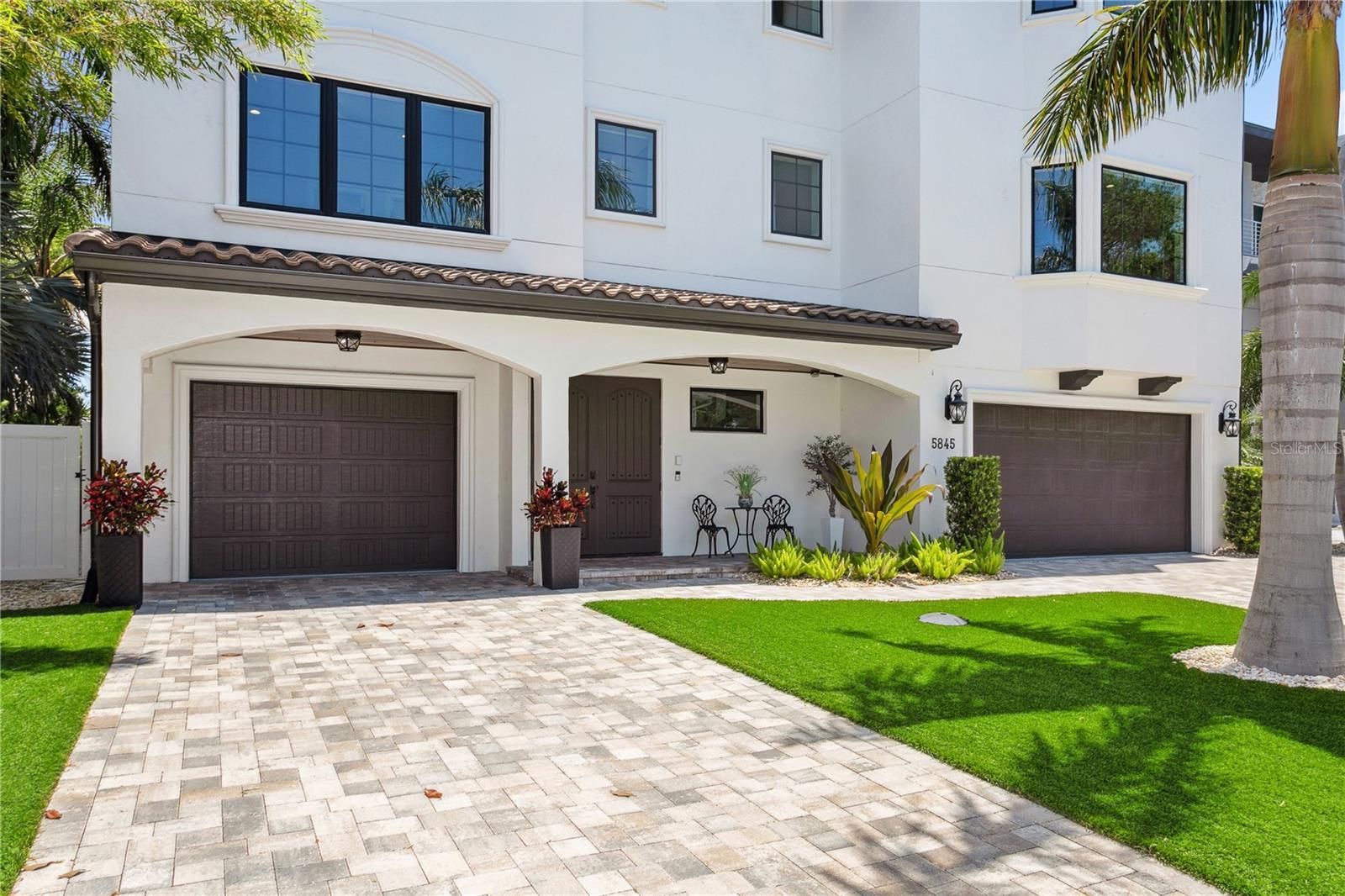 BAHIA SHORES 6TH ADD - Residential