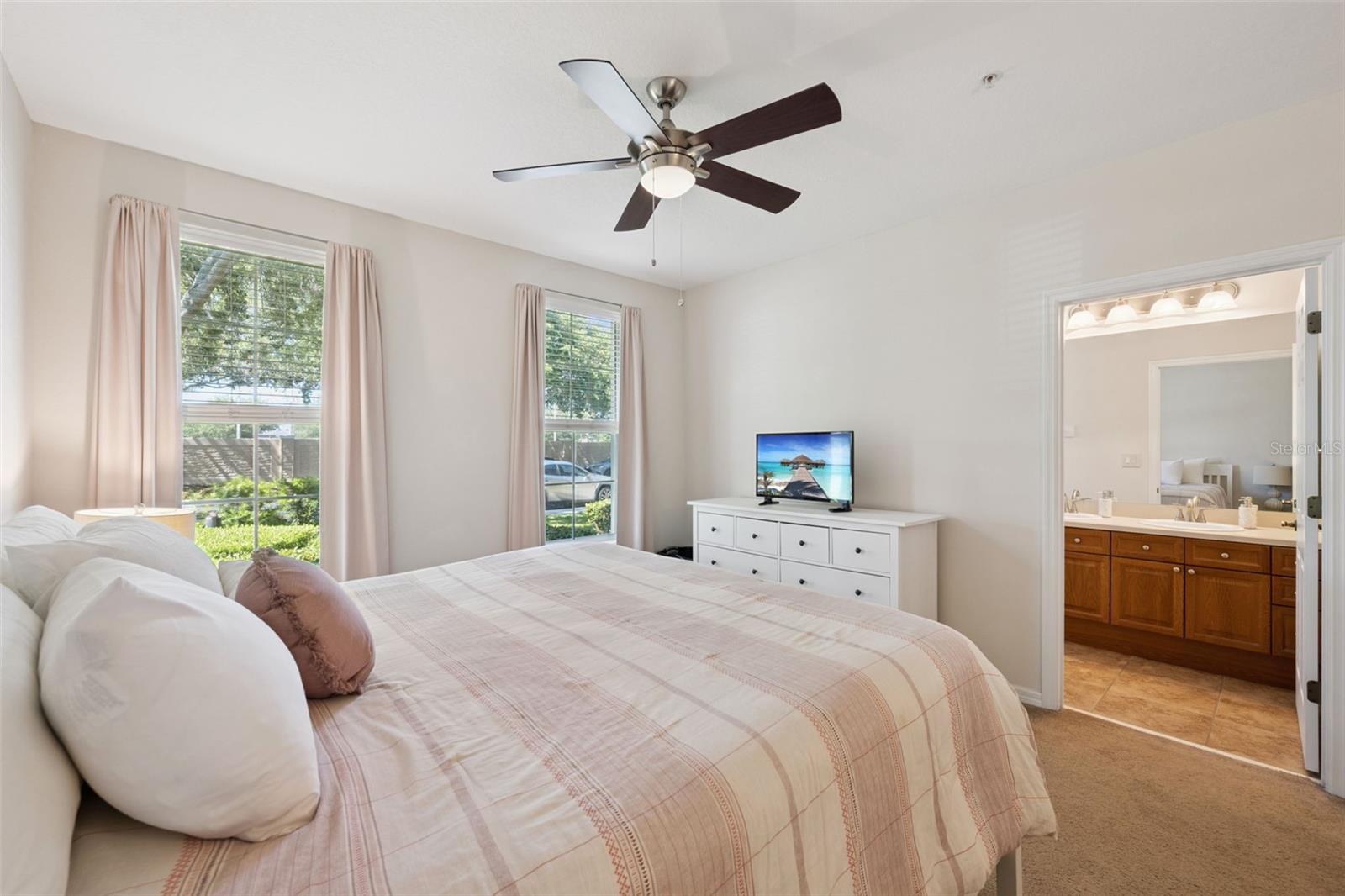 LAKESIDE/LKS/WINDERMERE - Residential