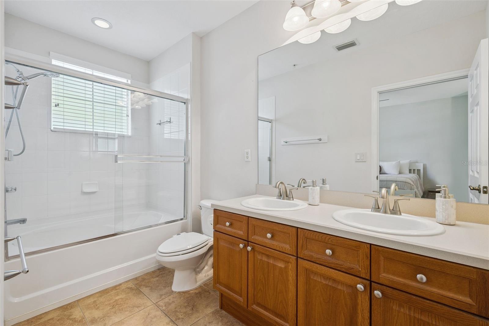 LAKESIDE/LKS/WINDERMERE - Residential