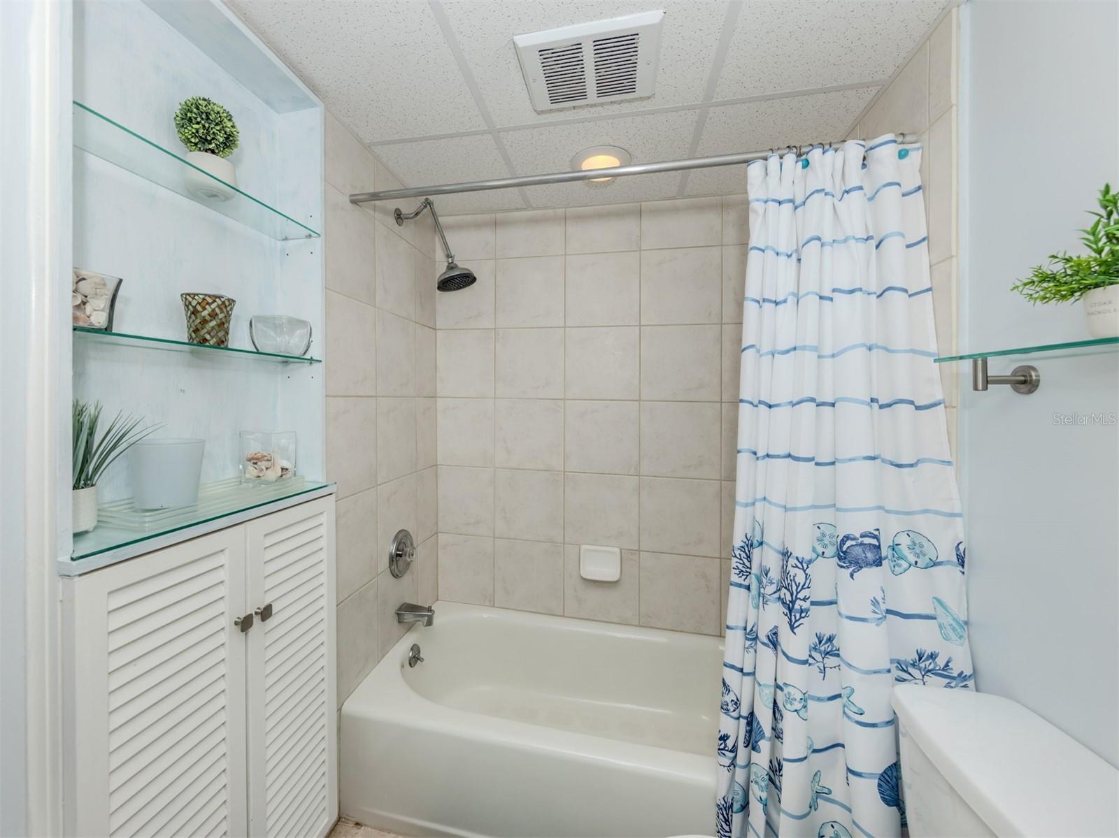 GULF POINT - Residential Lease