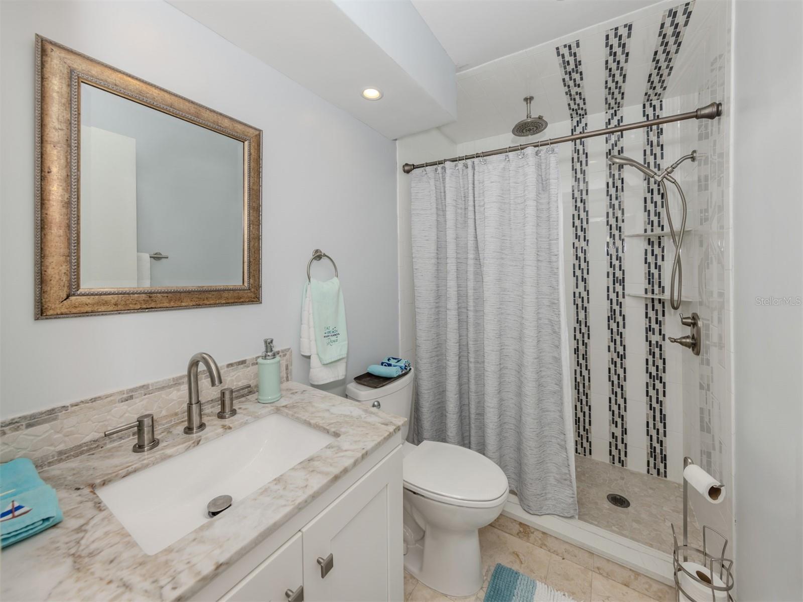 GULF POINT - Residential Lease