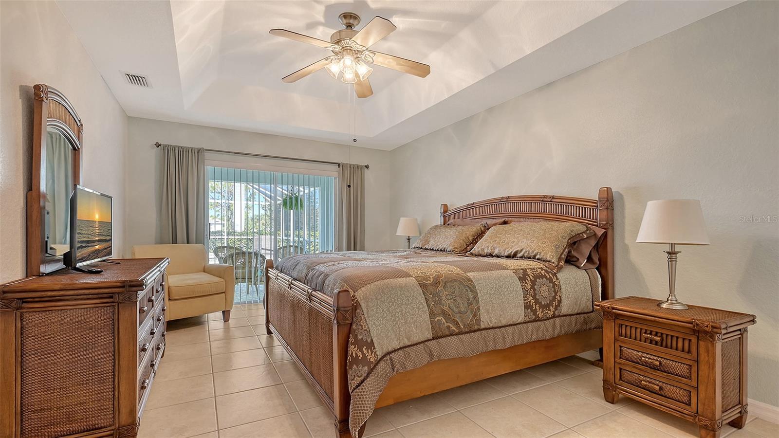 ROTONDA WEST LONG MEADOW - Residential