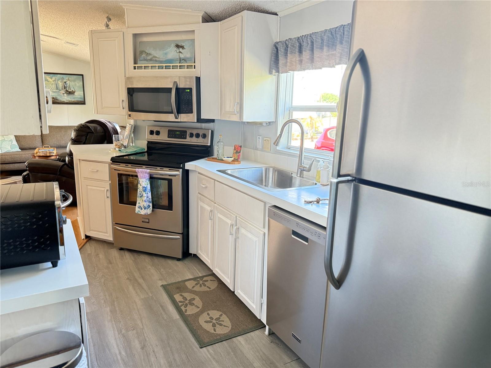 MOBEL AMERICANA MOBILE HOME PARK UNREC - Residential