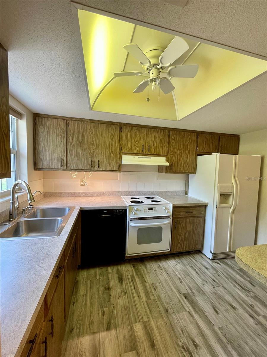 ROLLING GREEN GLF VILLAGE II - Residential