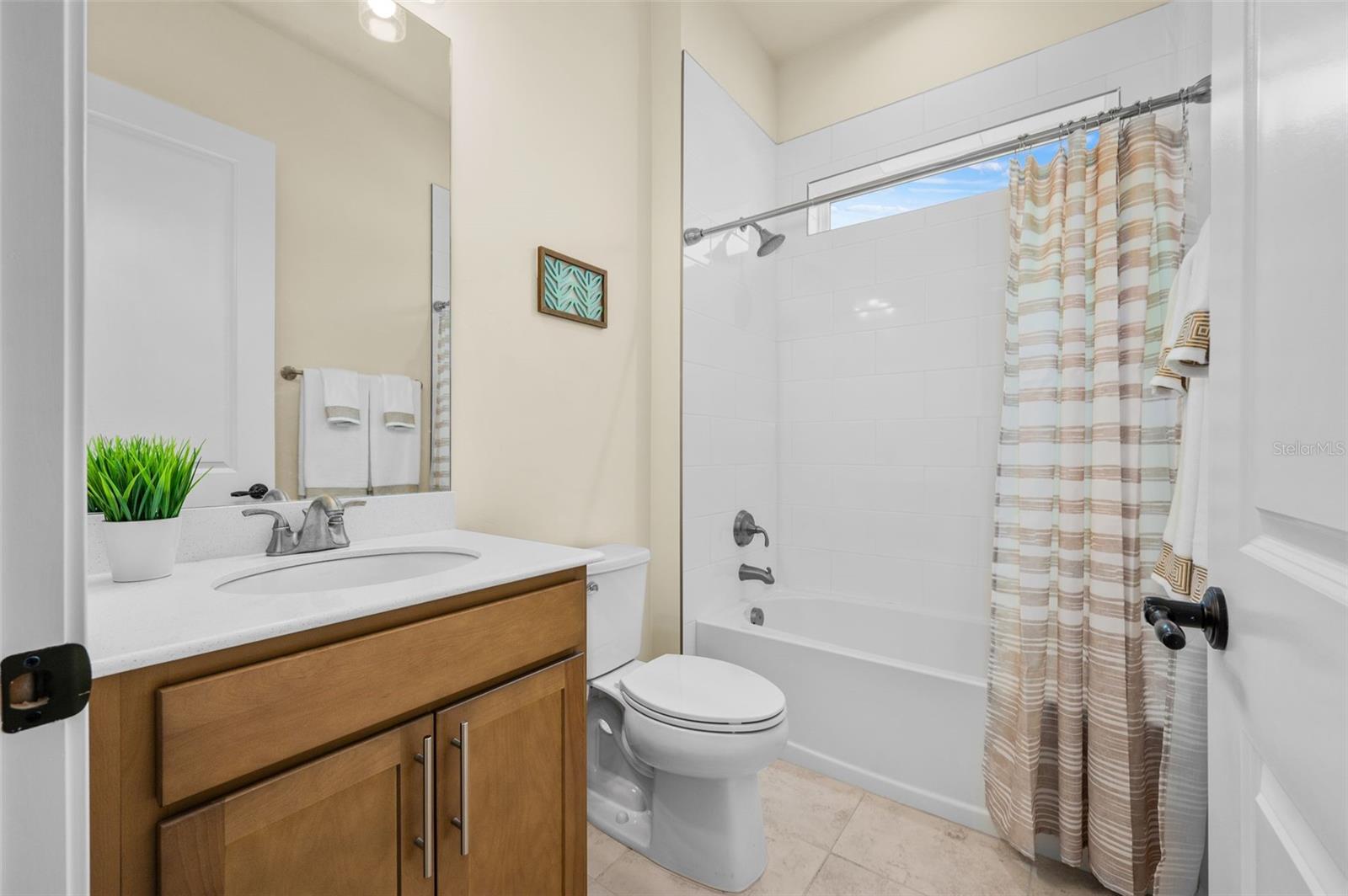 OAKMONT PH 4 PB 36 PG 83 - Residential