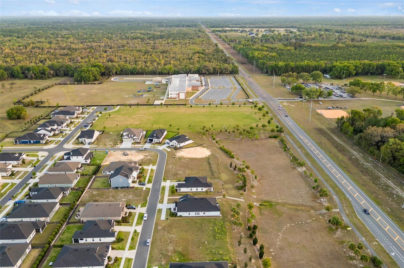 OAKMONT PH 4 PB 36 PG 83 - Residential