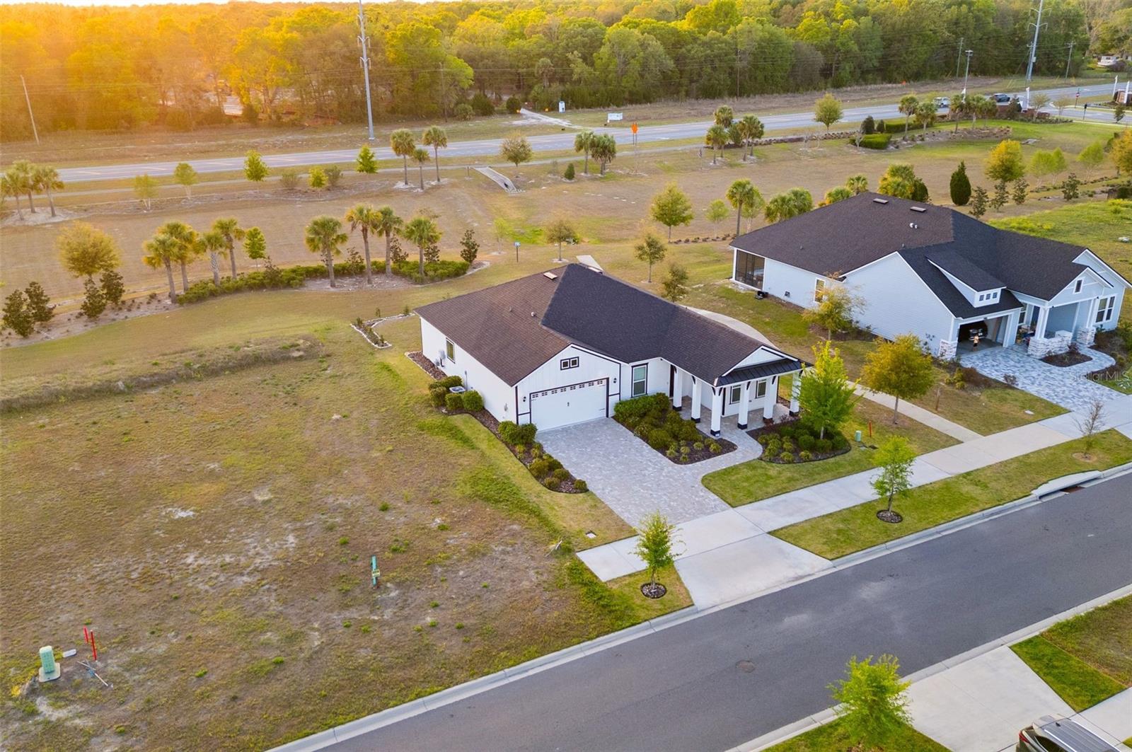 OAKMONT PH 4 PB 36 PG 83 - Residential