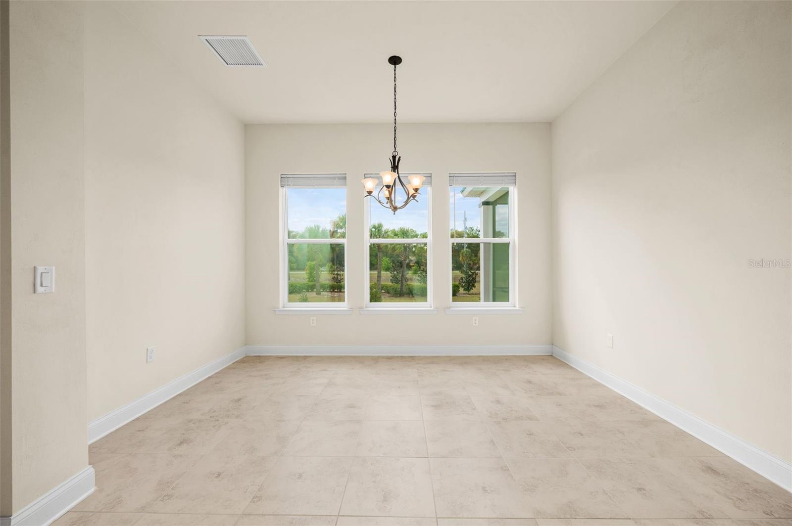 OAKMONT PH 4 PB 36 PG 83 - Residential