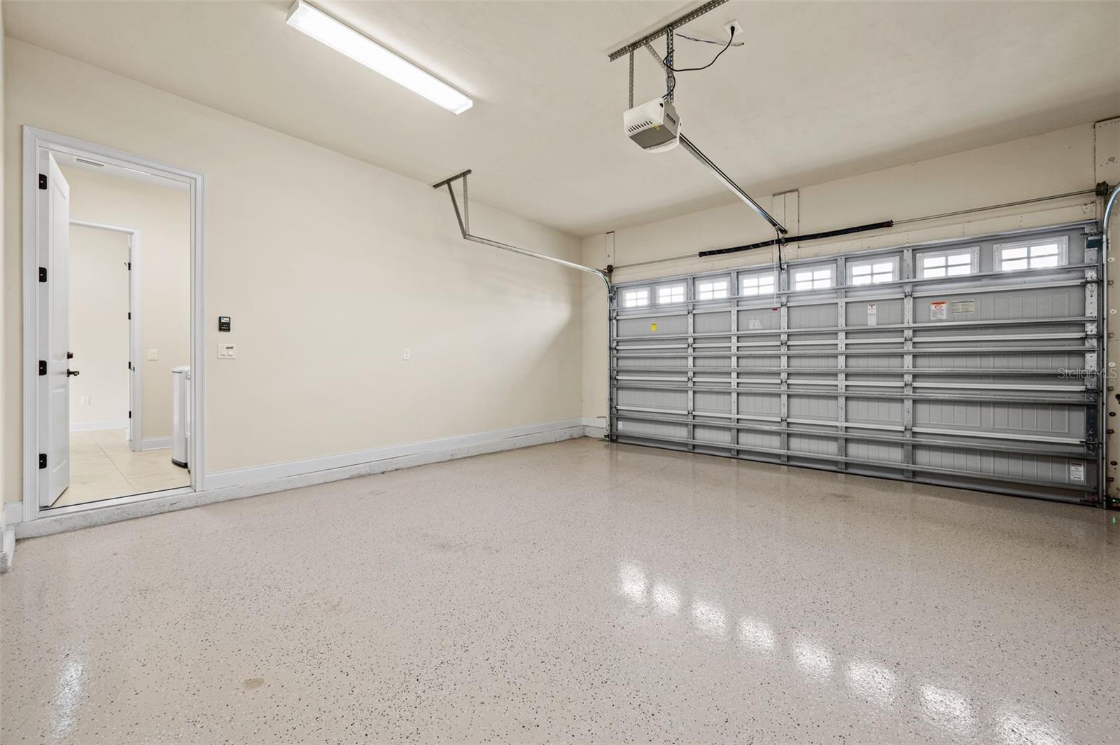 OAKMONT PH 4 PB 36 PG 83 - Residential