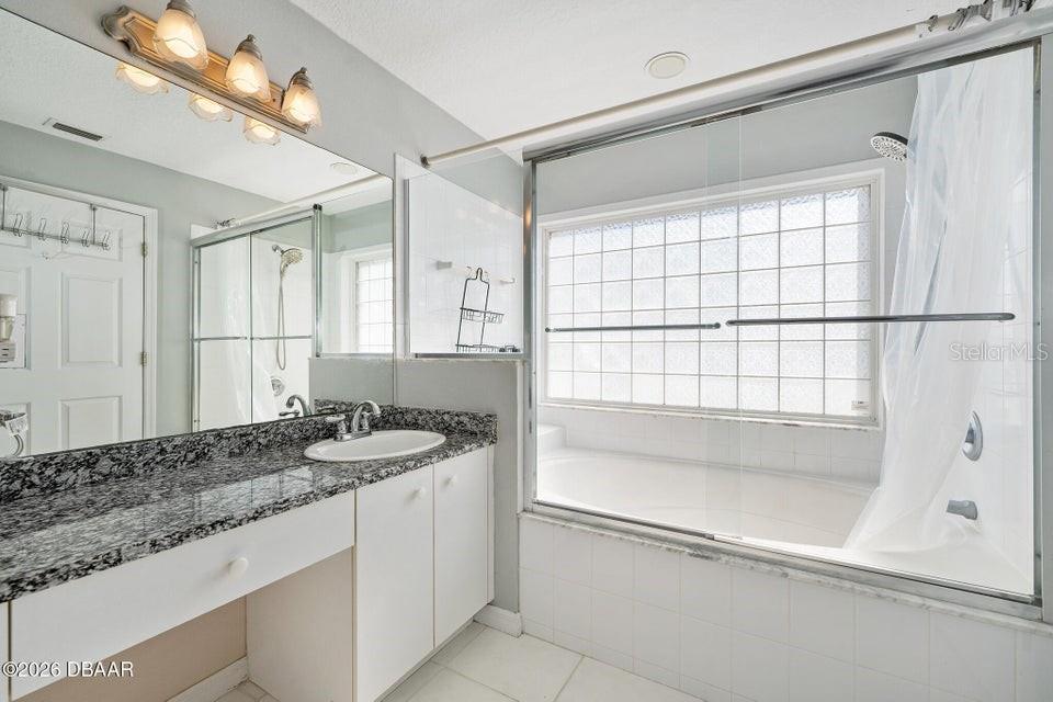 COQUINA KEY UNIT 01 - Residential