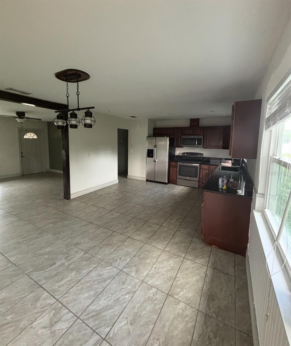 6735 APPOMATTOX DRIVE, NORTH PORT, FL, 34287 3 6735 APPOMATTOX DRIVE