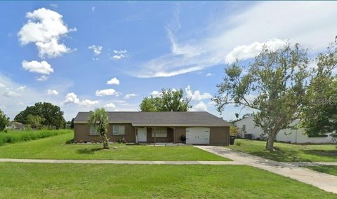 Photo of 6735 Appomattox Drive, North Port, FL 34287 (MLS # A4700037)
