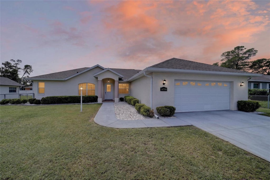 Photo of 14790 SW 27th Court Road, Ocala, FL 34473 (MLS # OM733059)