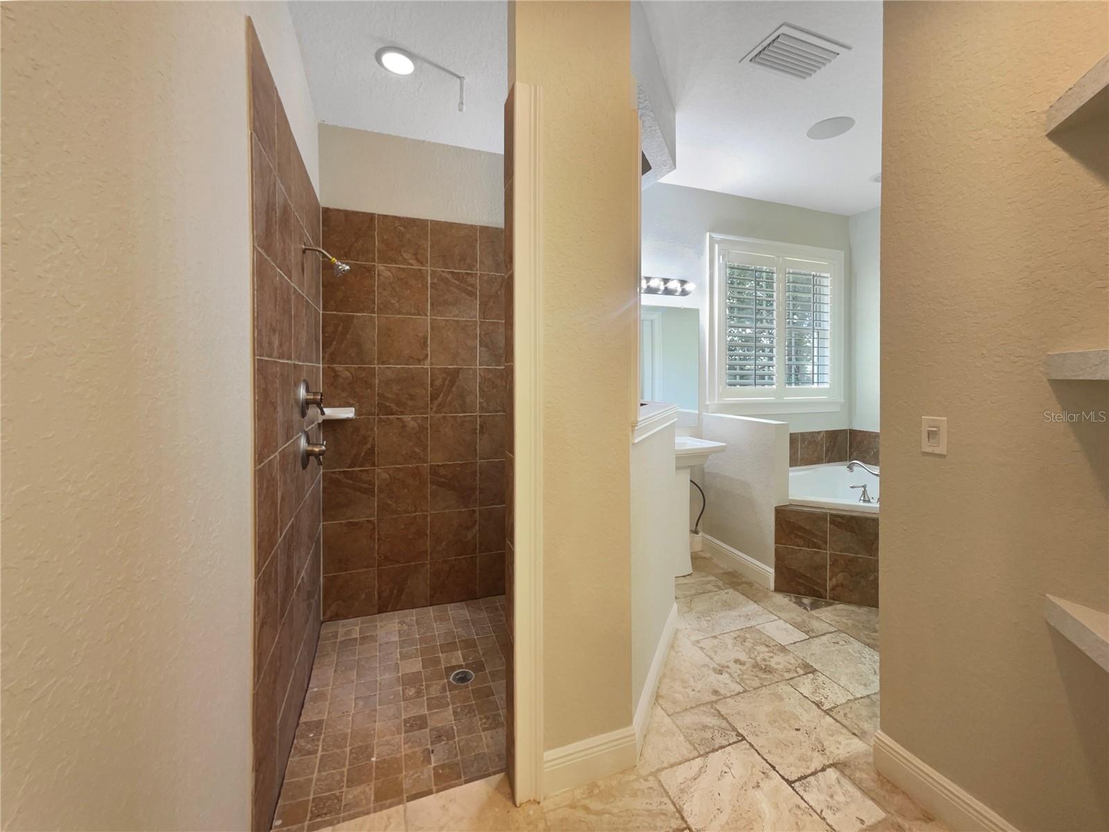 MAGNOLIA SHORES - Residential