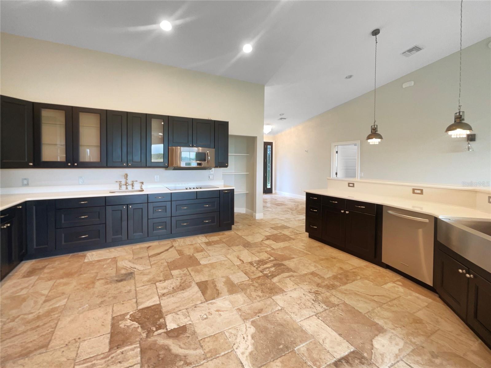 MAGNOLIA SHORES - Residential