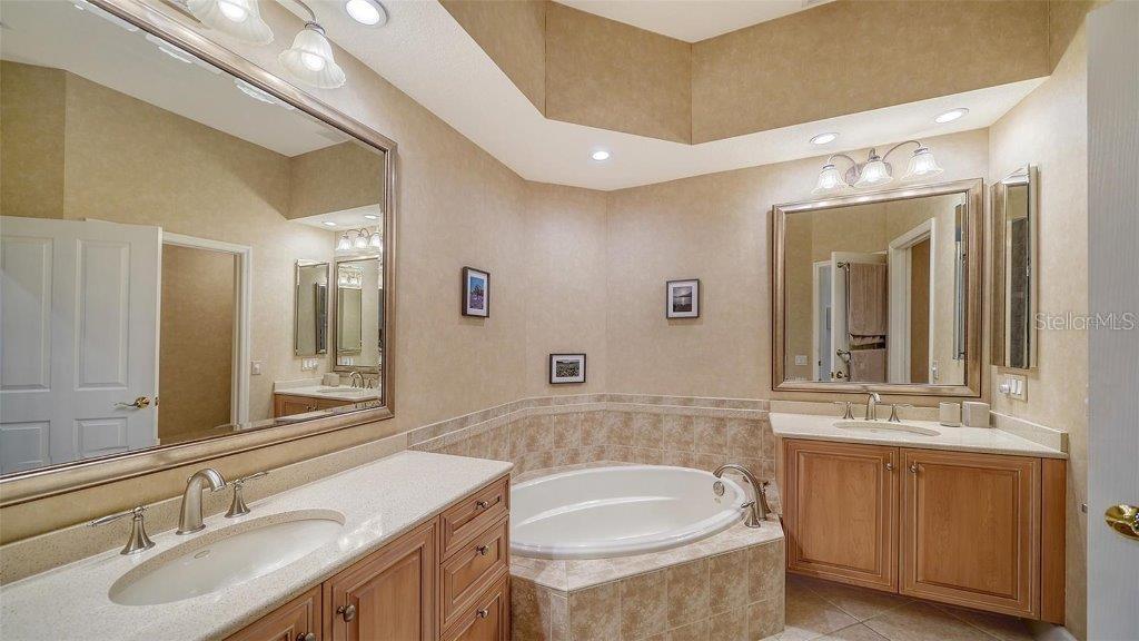 BOTANICA - Residential