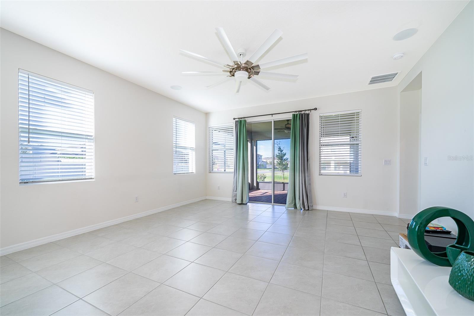 WATERBROOKE PH 2 - Residential Lease