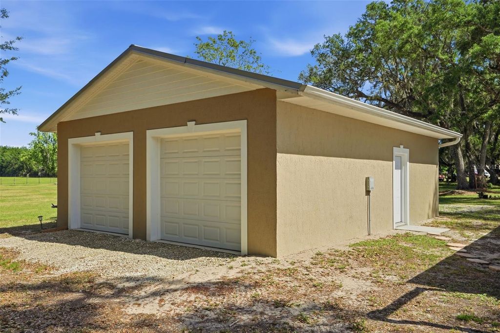 Photo of 7037 Cr 625, Bushnell, FL 33513 (MLS # W7885046)