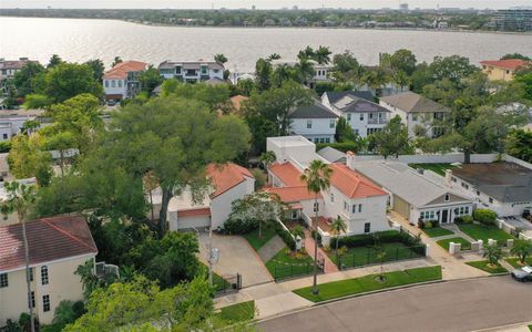 A home in TAMPA