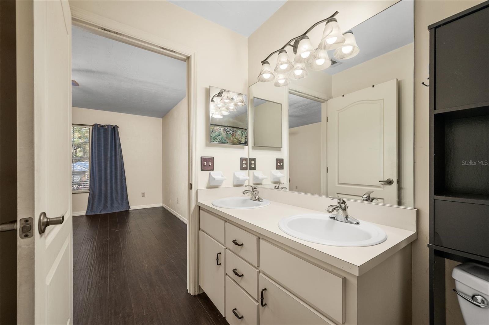 PILOT FOREST - Residential