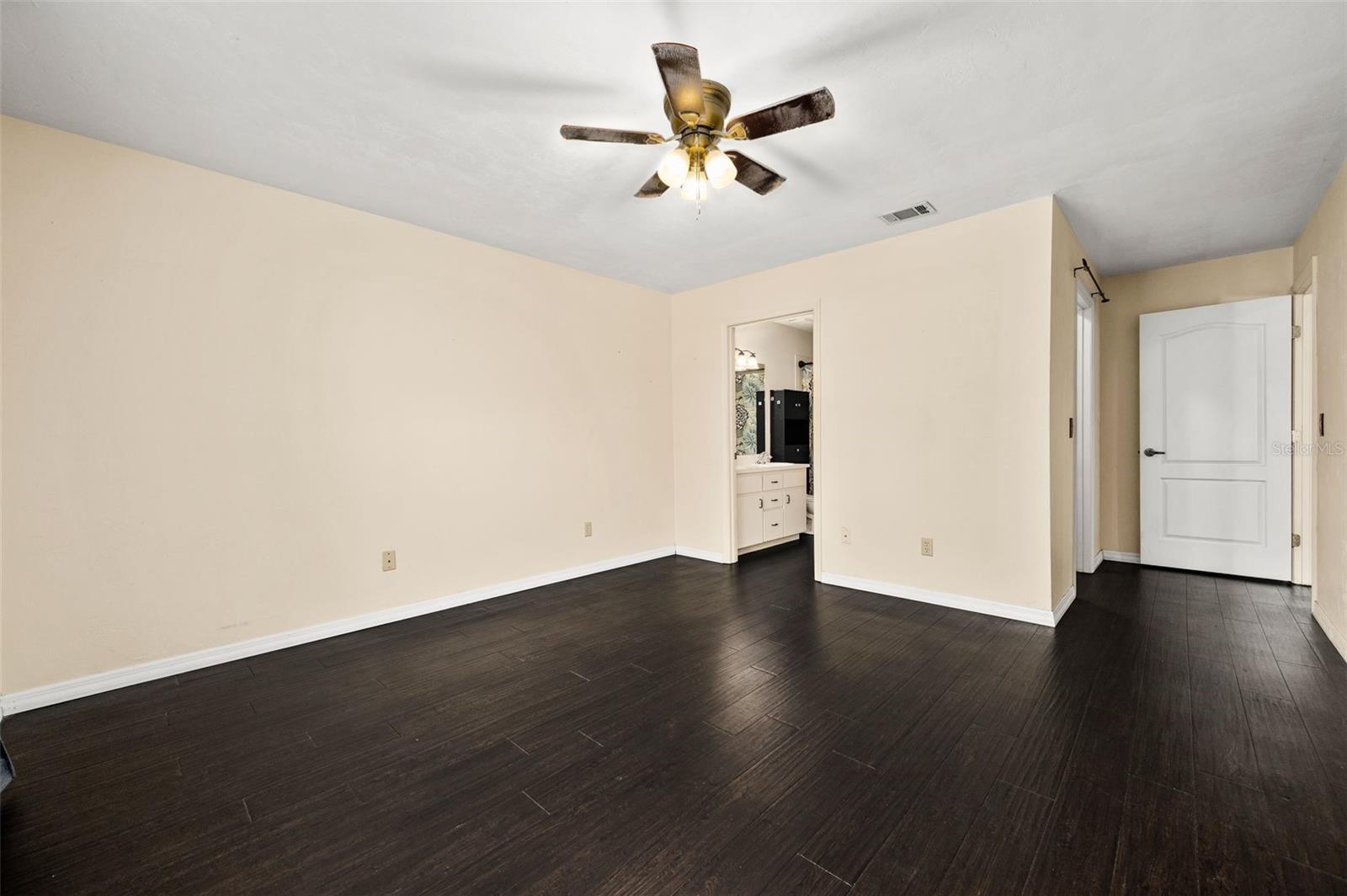 PILOT FOREST - Residential