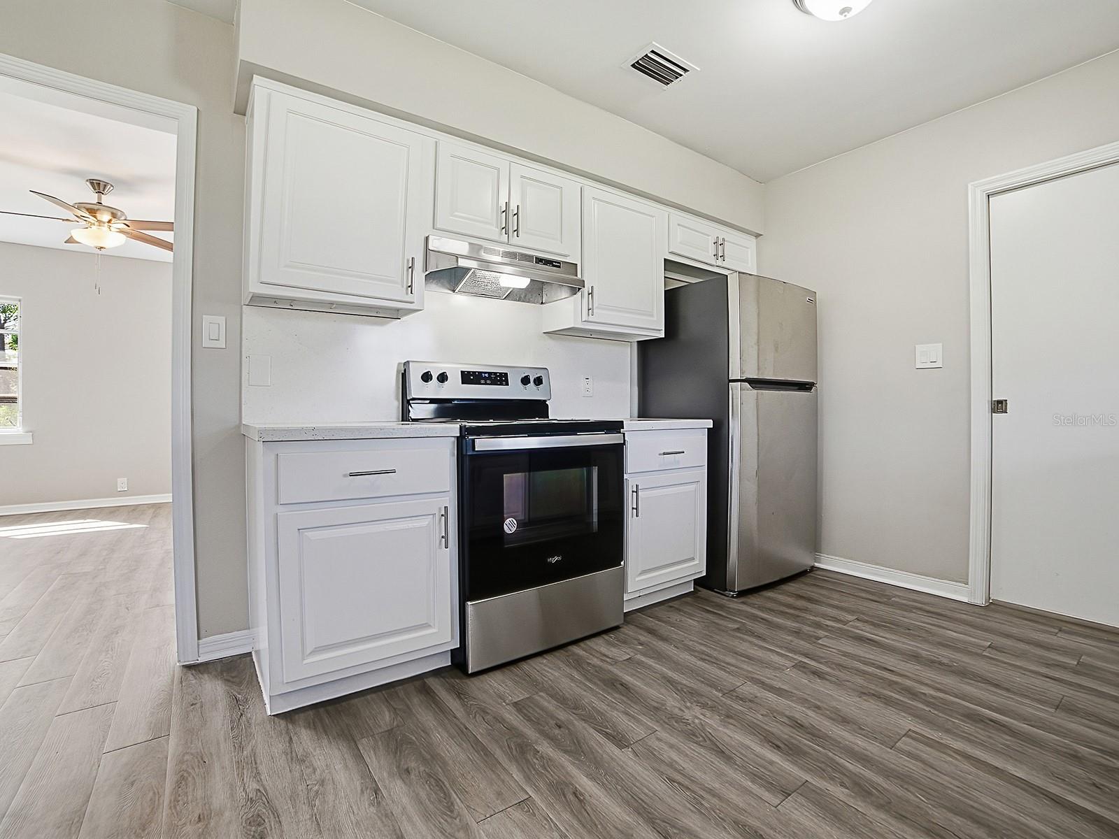 SPGS BATH & YACHT CLUB UNIT 01 - Residential