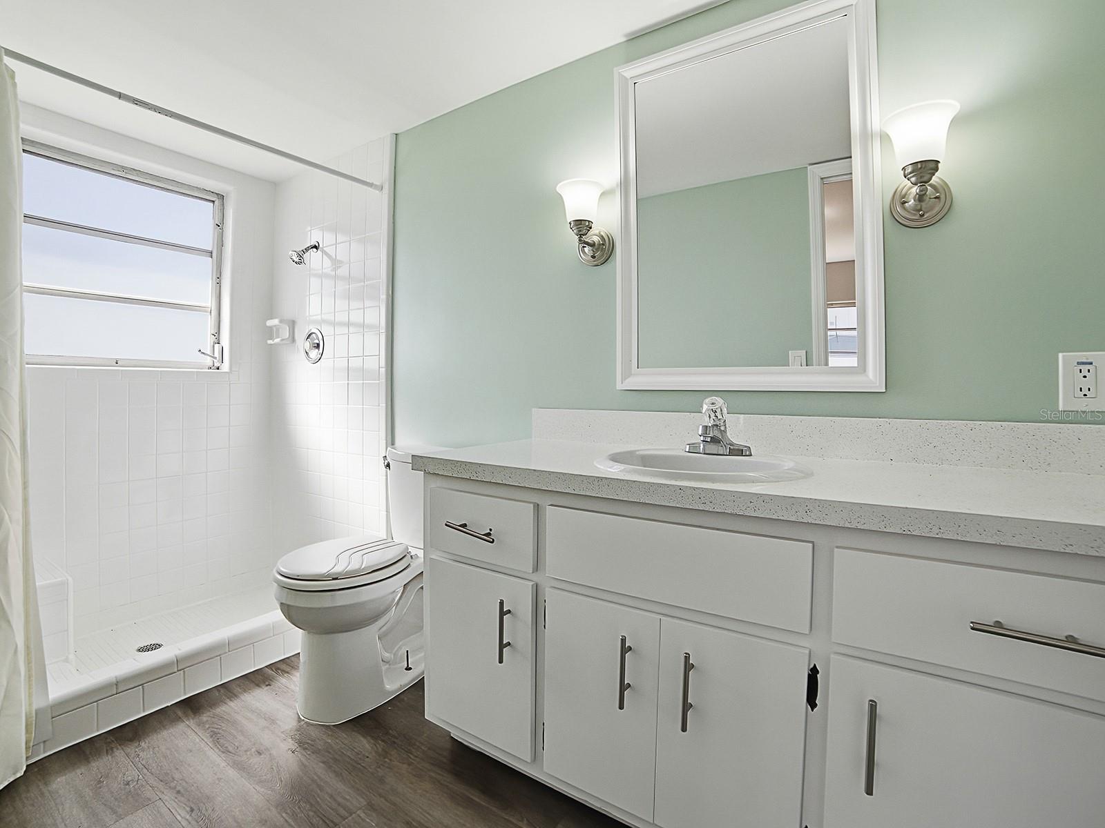 SPGS BATH & YACHT CLUB UNIT 01 - Residential